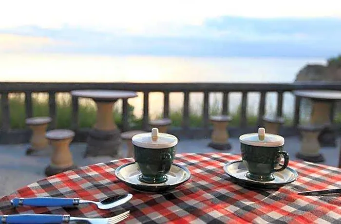 Justhorinbali Dodol Lembongan Cliff